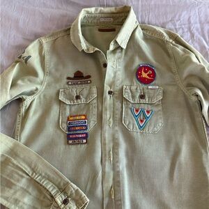 MOTHER Olive Button Down Shirt with Patches the scout